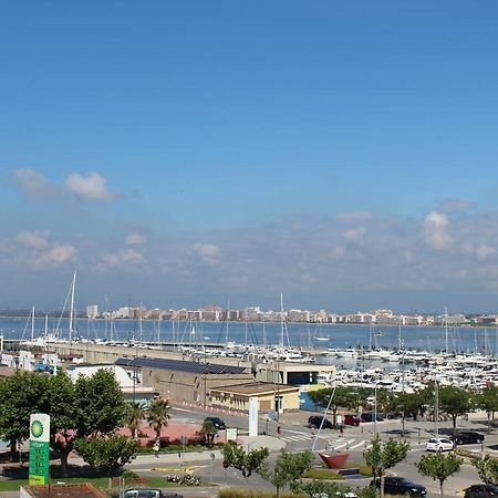 Roc Mar 3 3B - Apartamento Cerca Del Centro Y De La Playa - Terraza Con Vistas Al Mar Y Al Puerto Roses Kültér fotó