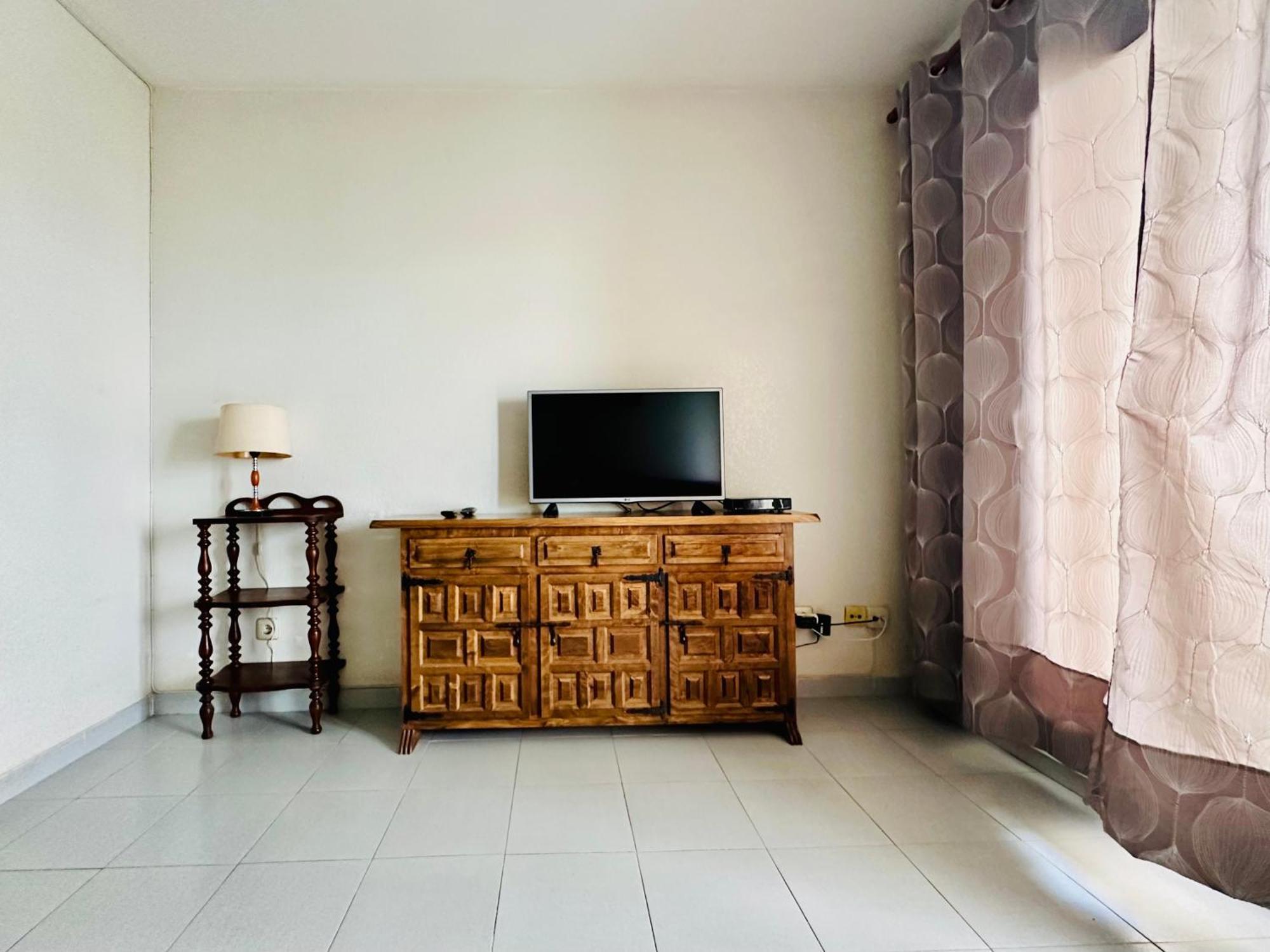 Roc Mar 3 3B - Apartamento Cerca Del Centro Y De La Playa - Terraza Con Vistas Al Mar Y Al Puerto Roses Kültér fotó